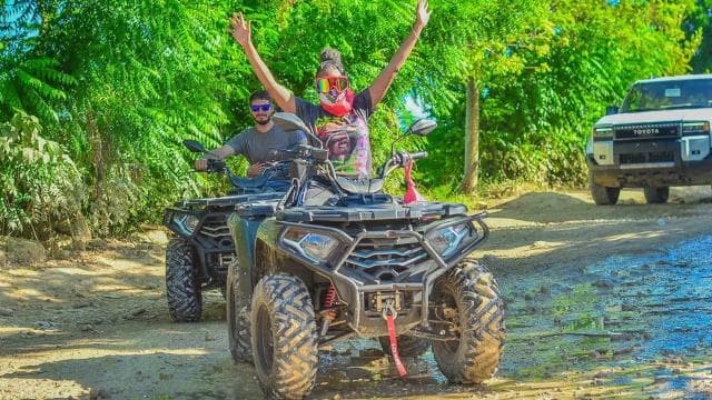 Punta Cana: Macao Beach und Taino Cave ATV-Abenteuer — Guided tour and outdoor activity